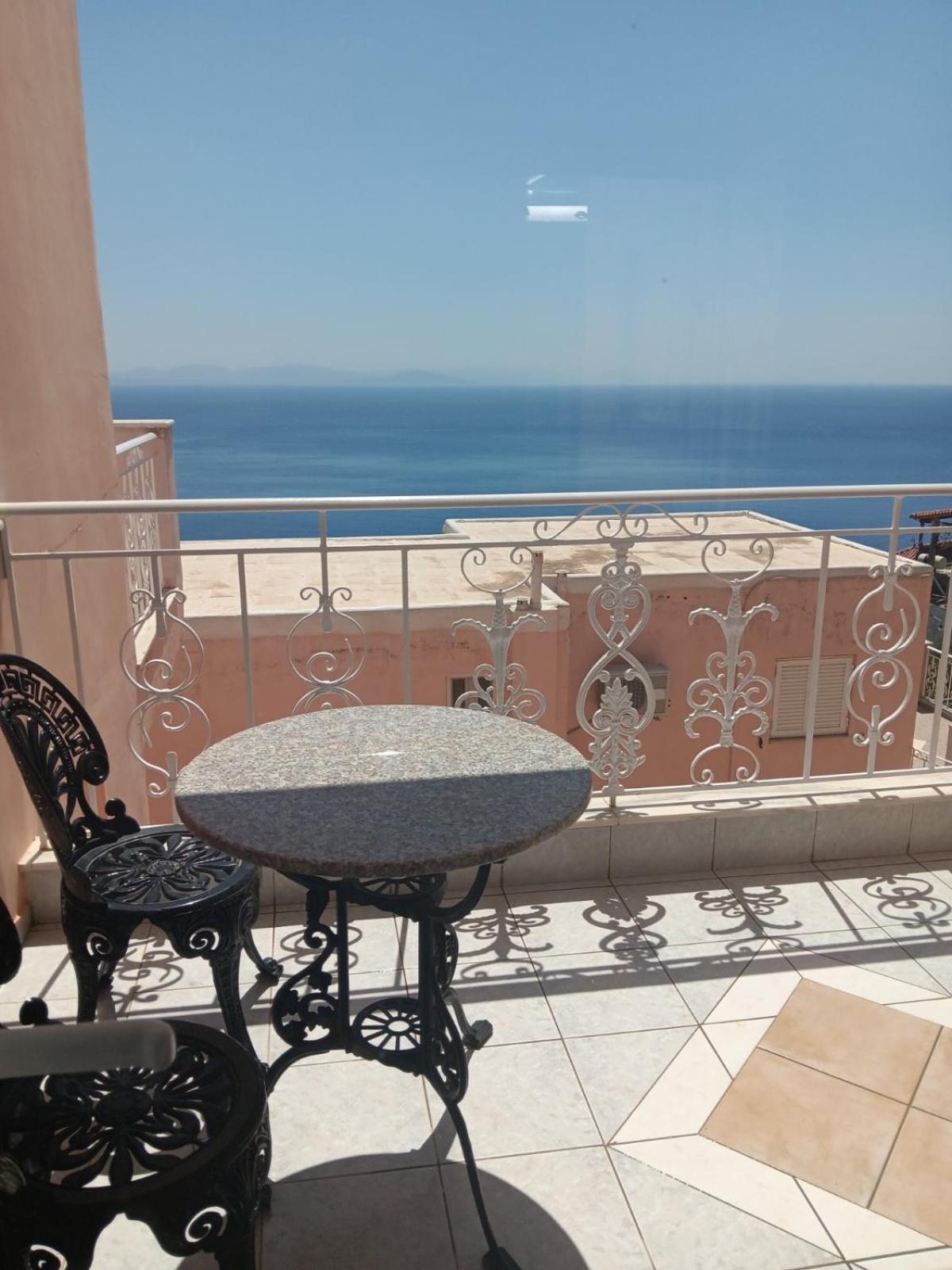 Summer View Githio Exterior foto
